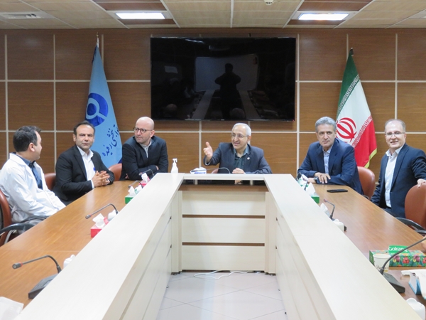 بازدید رییس دانشگاه و معاون فرهنگی و اجتماعی سازمان بازرسی کل کشور از بیمارستان رفیده